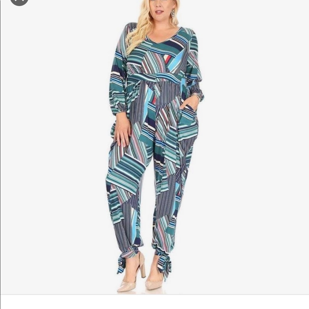 NWOT print jumper